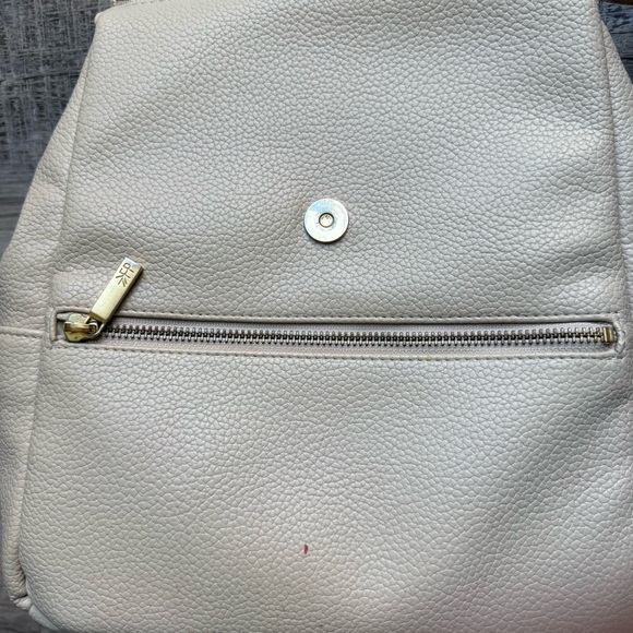 Freshly Picked Mini Classic Cream Diaper Bag - Picture 12 of 16